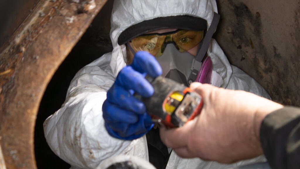 Befort Plumbing & Heating Expert Technician in a Commercial Ejector pit, Lift Station